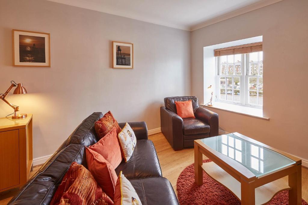 Host & Stay - Seal Watch Apartment room 2